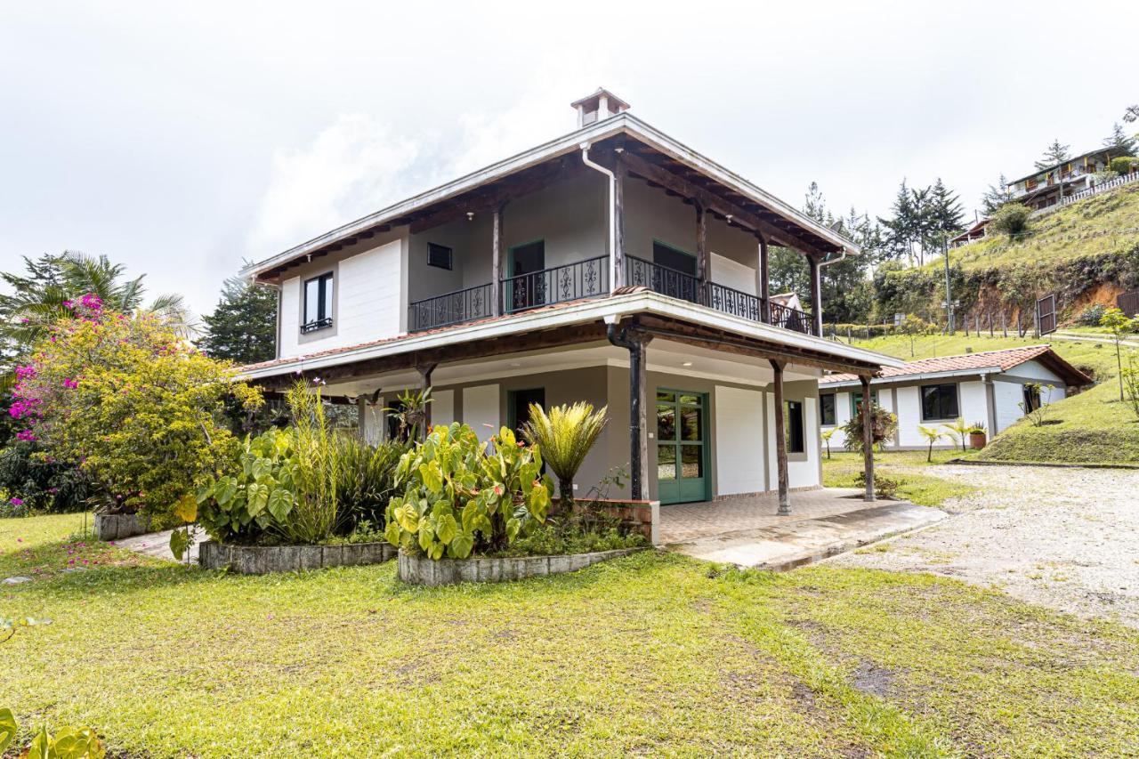 Soy Local Guatape Hotel Ngoại thất bức ảnh