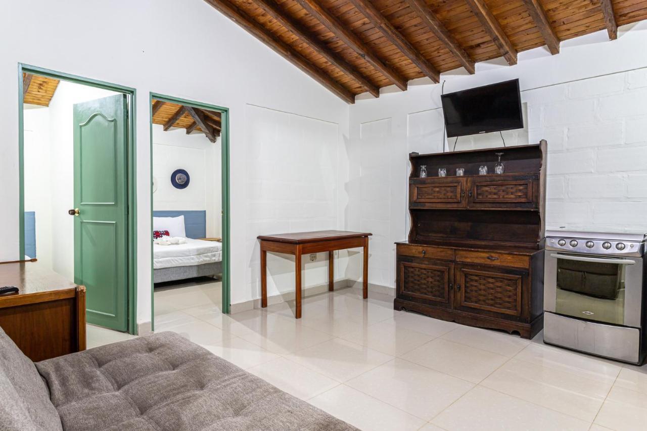 Soy Local Guatape Hotel Ngoại thất bức ảnh